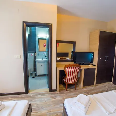 Cavaliero Apartment *