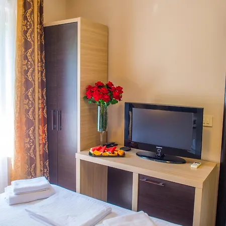 Cavaliero Apartment *